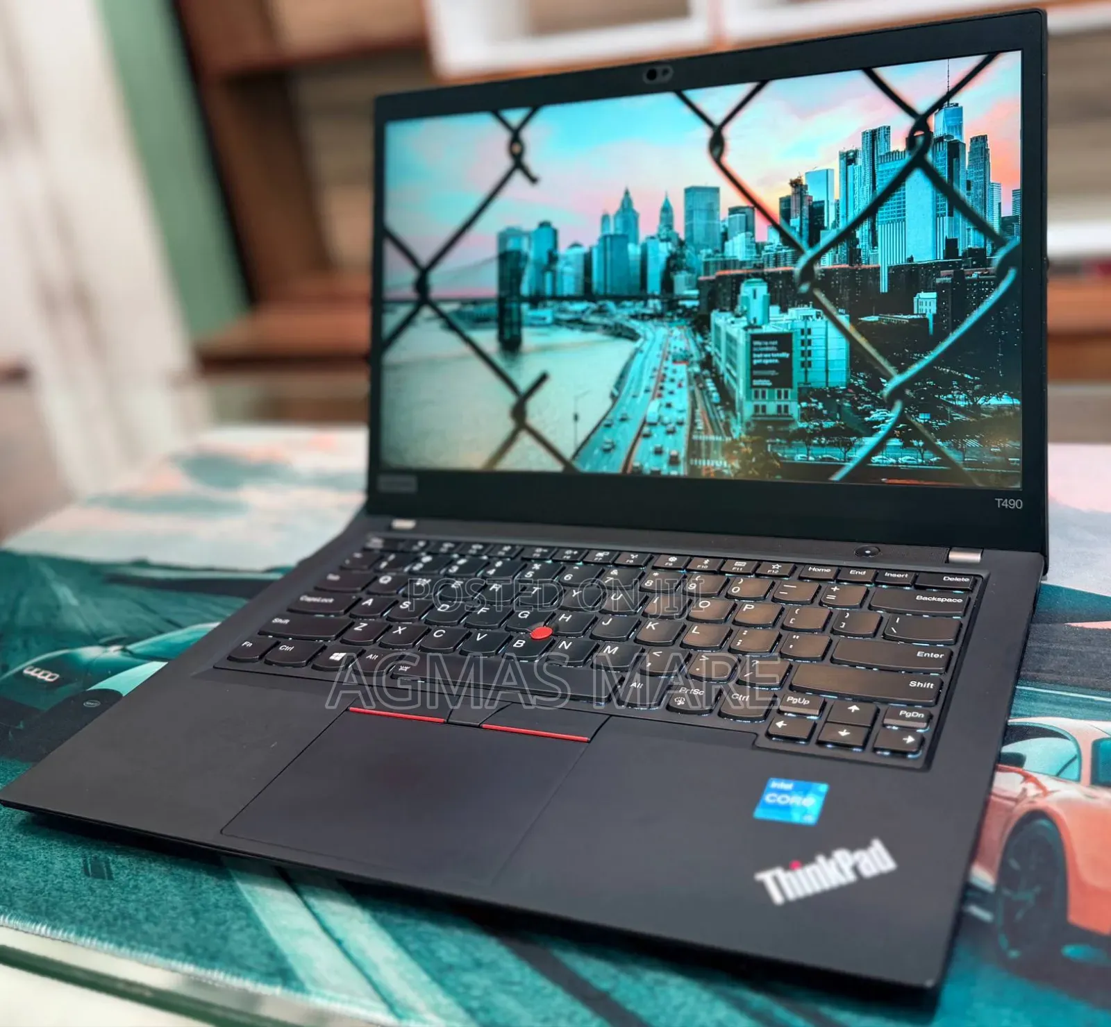 New Laptop Lenovo ThinkPad T490s 8GB Intel Core i5 SSD 256GB