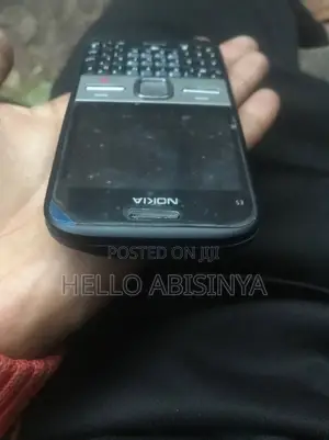 New Nokia E5 Black