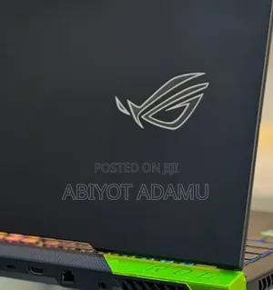 New Laptop Asus ROG Strix G15 16GB AMD Ryzen 9 SSD 512GB