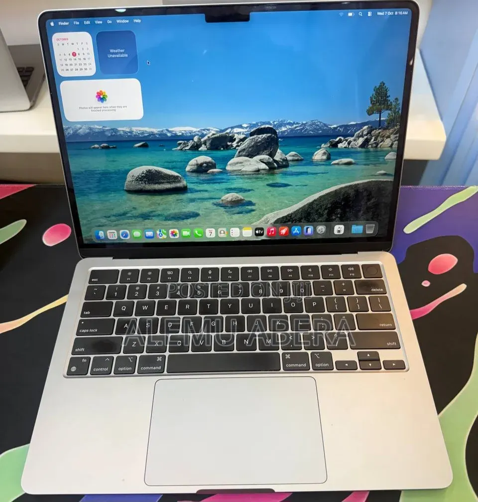 New Laptop Apple MacBook Air 2022 M2 16GB Apple M2 SSD 512GB