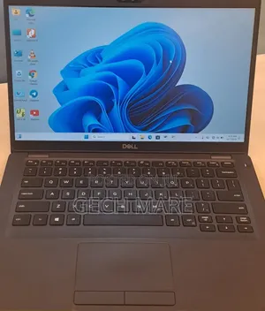New Laptop Dell Precision 5540 8GB Intel Core i7 SSD 256GB
