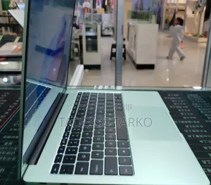 New Laptop 16GB Intel Core i5 SSD 512GB