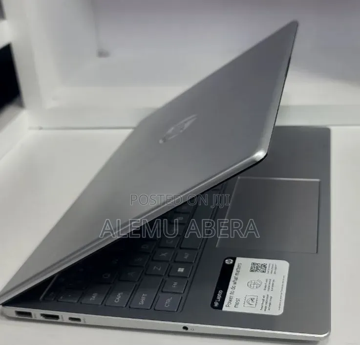 New Laptop HP Stream Notebook 16GB Intel Core i7 SSD 512GB