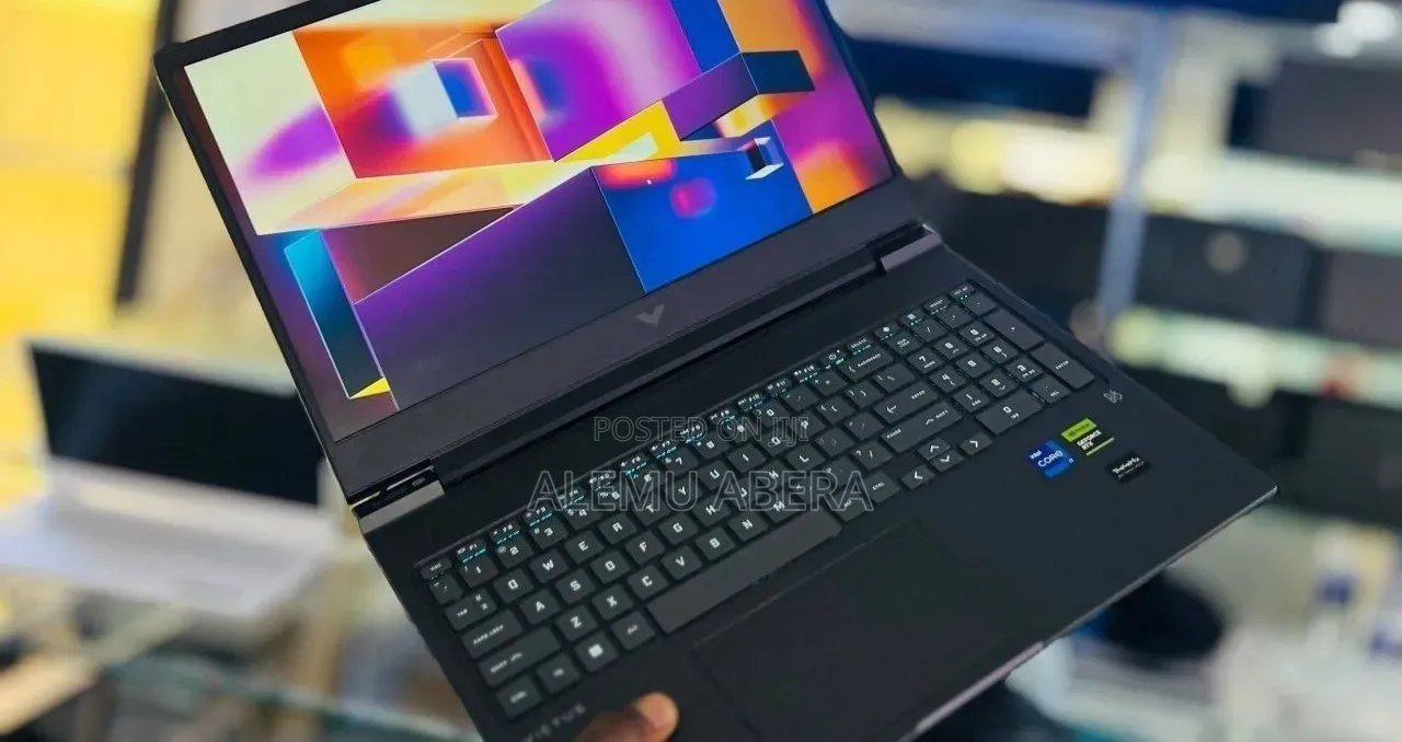 New Laptop HP Victus 16 16GB Intel Core i7 SSD 1T