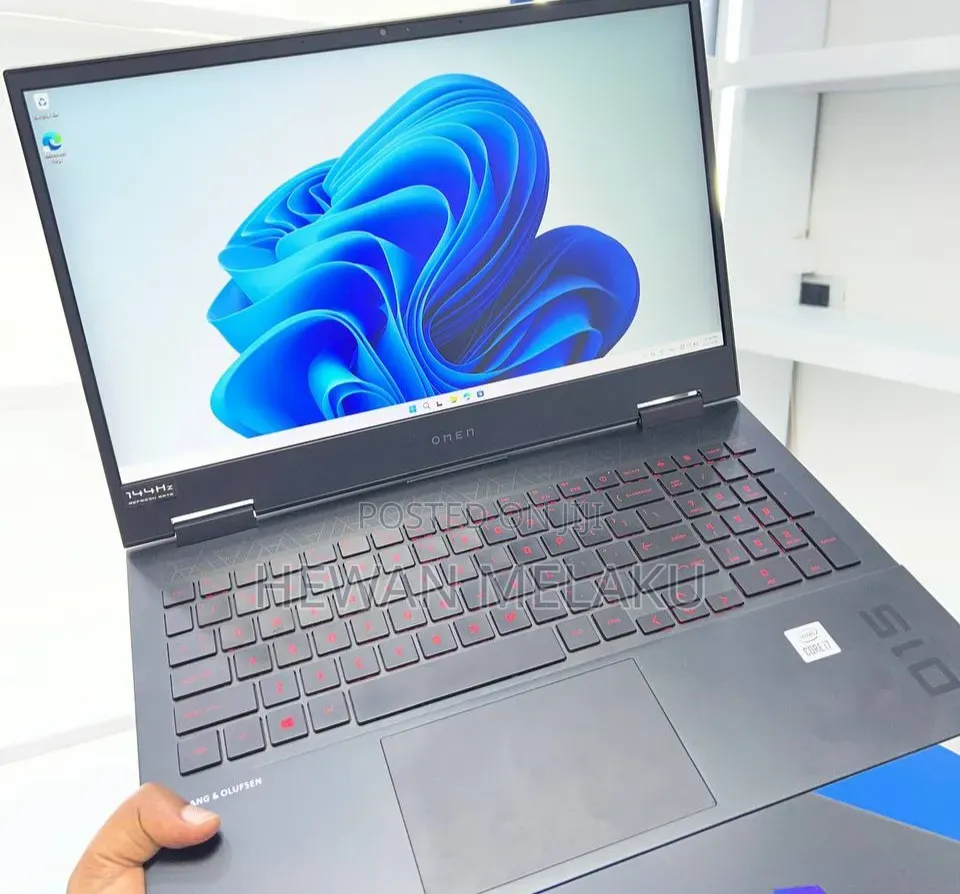 New Laptop HP Omen 15 16GB Intel Core i7 SSD 512GB
