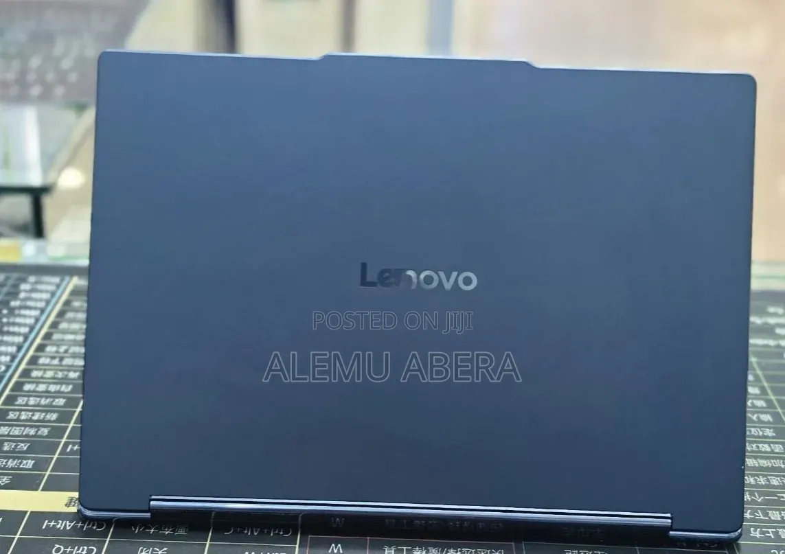 New Lenovo Yoga Pro 9i Aura Edition 32GB Intel Core Ultra 7 SSD 1T