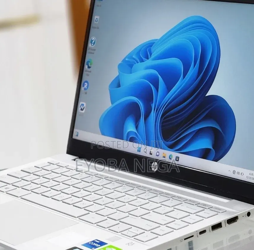 New Laptop HP Pavilion 14 16GB Intel Core i5 SSD 512GB