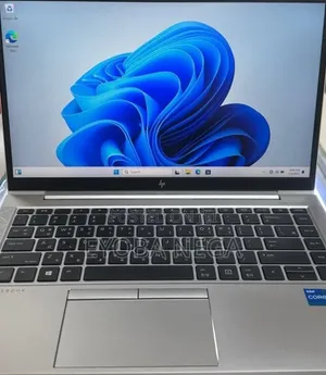 New Laptop HP EliteBook 840 G8 16GB Intel Core i5 SSD 512GB