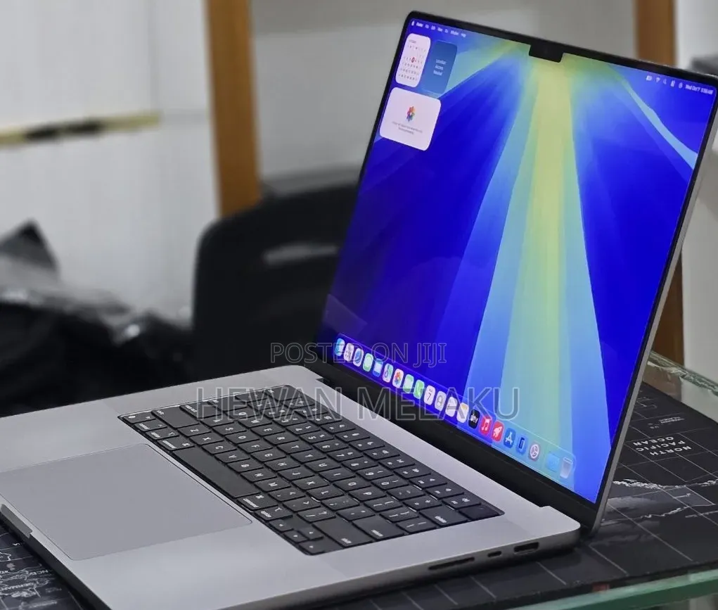 New Laptop Apple MacBook Pro 2021 M1 Max 64GB Apple M1 Max SSD 1T
