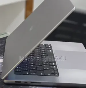 New Laptop Apple MacBook Pro 2021 M1 Max 64GB Apple M1 Max SSD 1T