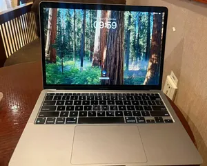 Laptop Apple MacBook Air 2020 M1 8GB Intel Core M2 SSD 256GB