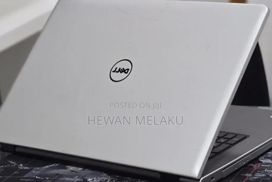 New Laptop Dell Inspiron 17 5759 8GB Intel Core i5 SSD 1T