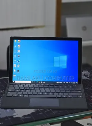 New Laptop Microsoft Surface Pro 7+ 16GB Intel Core i5 SSD 256GB