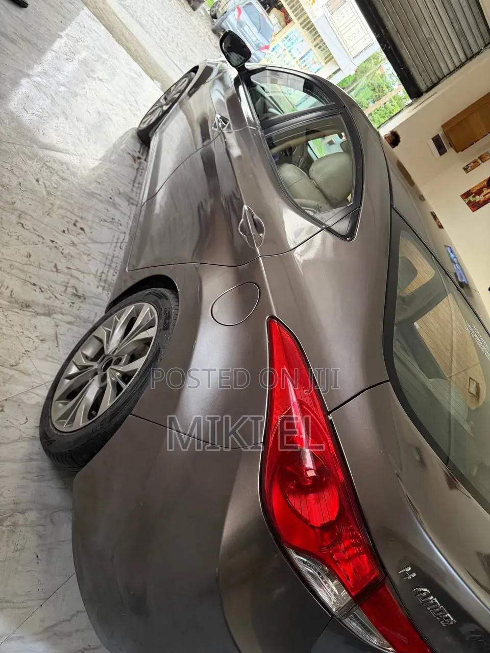 Hyundai Elantra GLS 2012 Blue