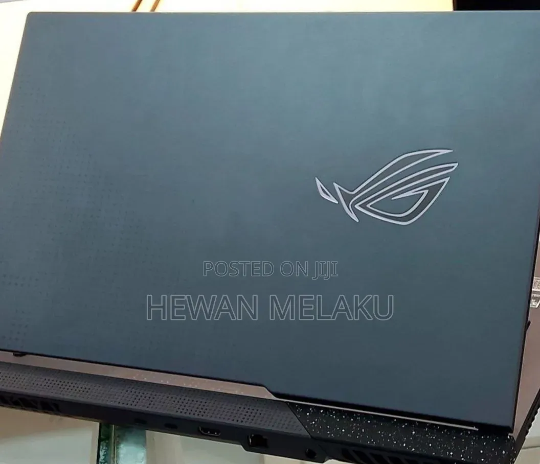New Laptop Asus ROG Strix G15 16GB AMD Ryzen 9 SSD 512GB