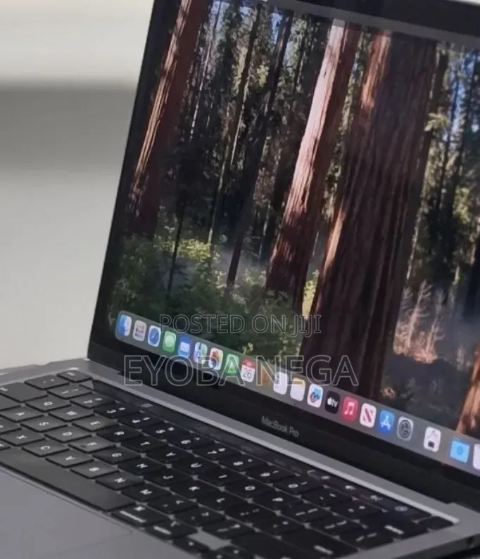 New Laptop Apple MacBook Pro 2020 8GB Apple M1 SSD 512GB