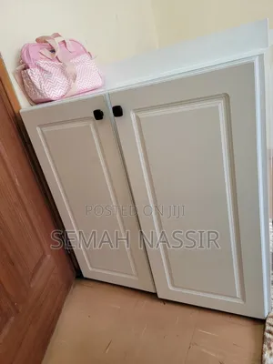 Kids Bed With Half Closet