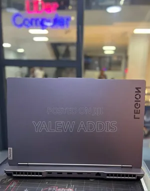 New Laptop Lenovo Legion 7 24GB Intel Core i7 SSD 1T