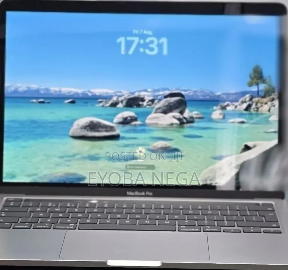 New Laptop Apple MacBook Pro 2020 8GB Apple M1 SSD 512GB
