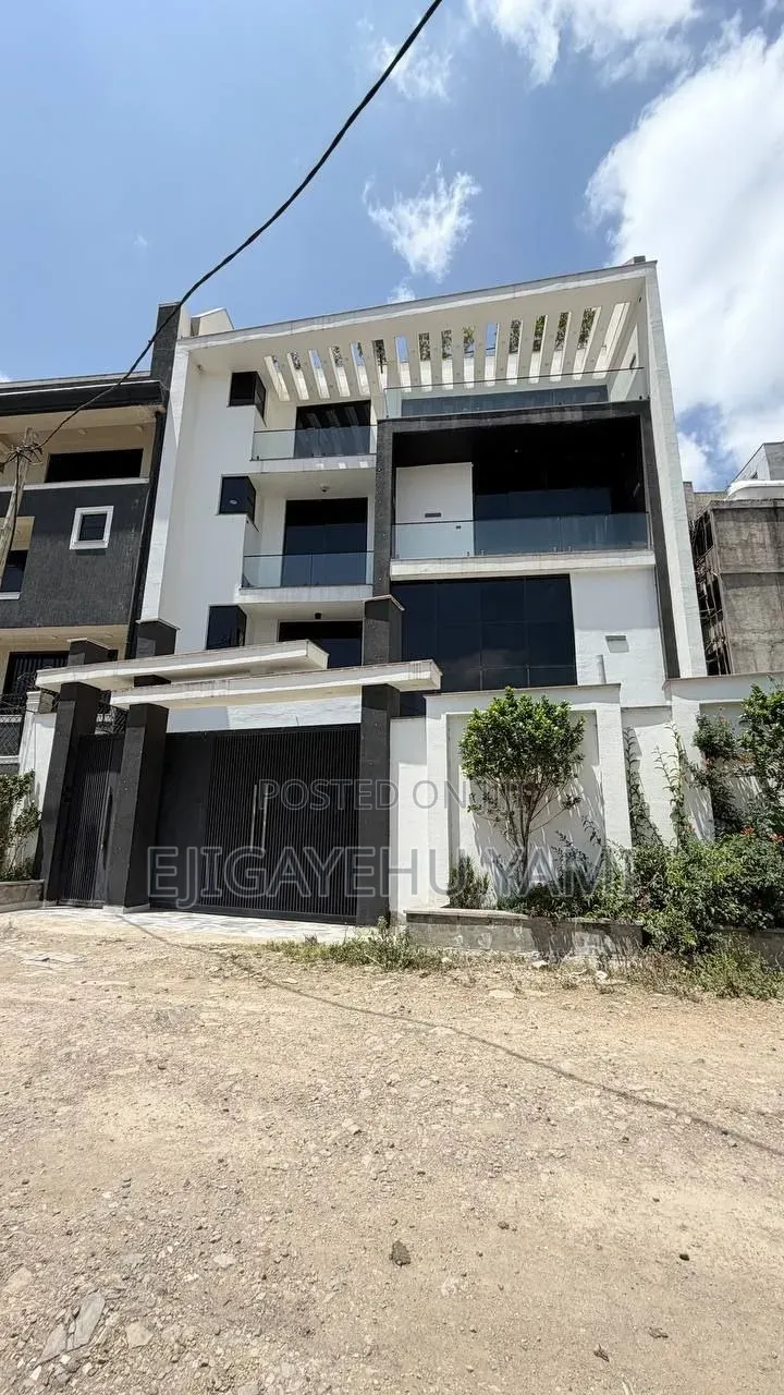 Furnished 5bdrm Duplex in Bole for sale