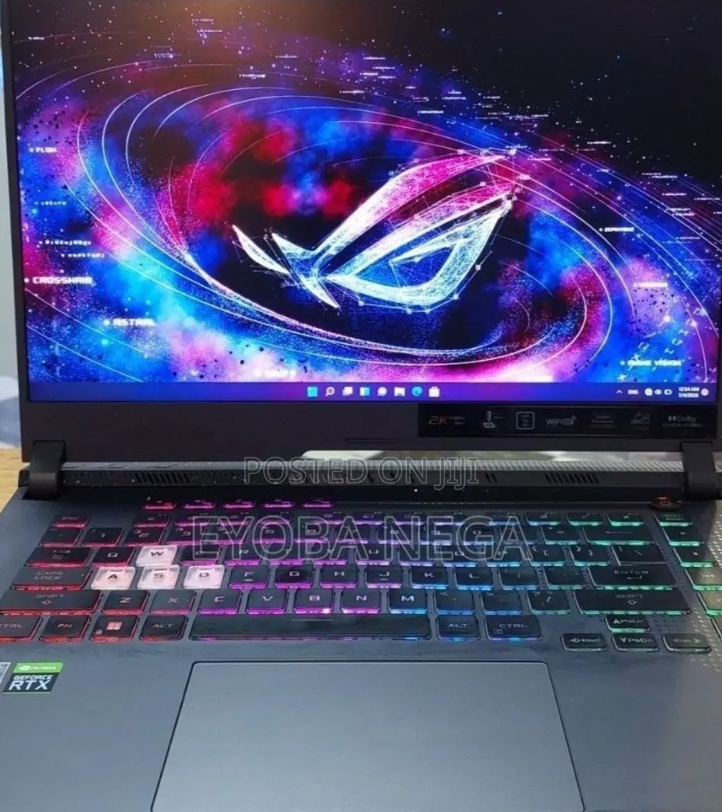 New Laptop Asus ROG Strix G15 16GB AMD Ryzen 9 SSD 512GB