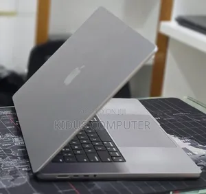 New Laptop Apple MacBook Pro 2021 M1 Max 64GB Apple M4 SSD 1T