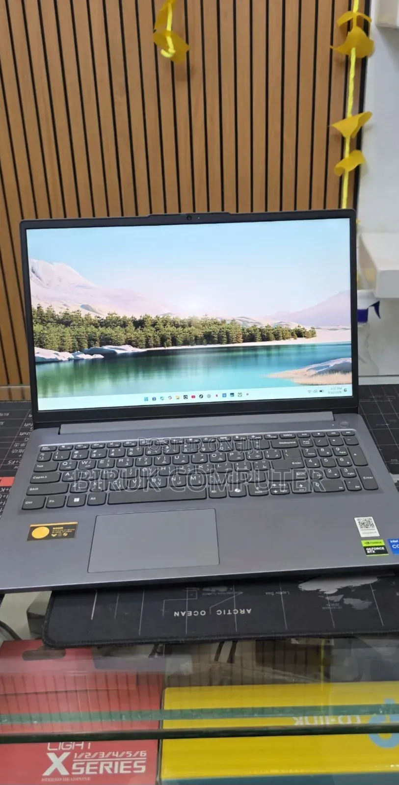 New Laptop Lenovo LOQ 15ARP9 12GB Intel Core i5 SSD 512GB