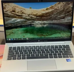 New Laptop HP EliteBook 830 G8 16GB Intel Core i7 SSD 512GB