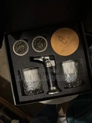 Whiskey Smoker Kit With Torch W