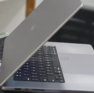 New Laptop Apple MacBook Pro 2021 M1 Max 64GB Apple M1 Max SSD 1T