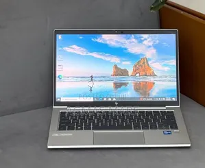 New Laptop HP EliteBook 830 G8 16GB Intel Core i7 SSD 512GB