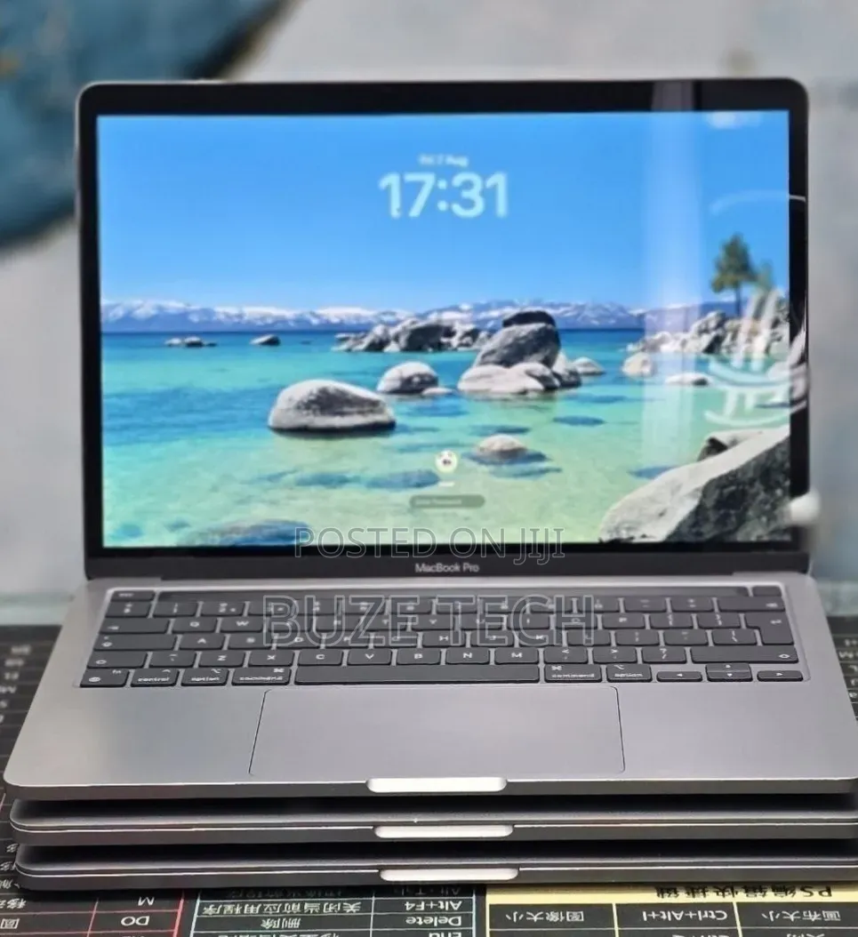 New Laptop Apple MacBook Pro 2020 M1 8GB Apple M1 SSD 512GB