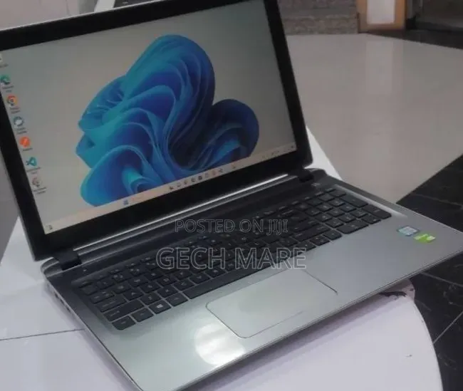 New Laptop HP Pavilion 15 8GB Intel Core i5 SSD 1T