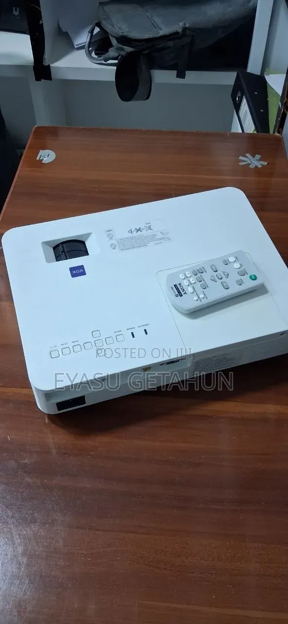 Sony Projector Model Name VPL-Dx220 Hardware Interface VGA, HDMI