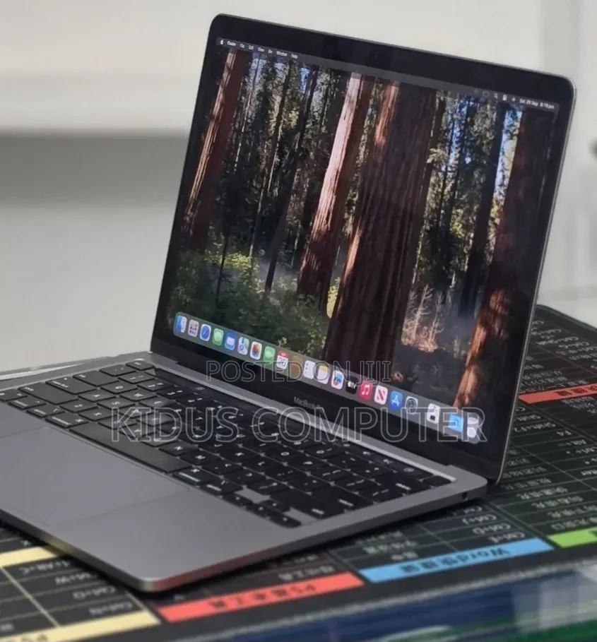 New Laptop Apple MacBook Pro 2021 M1 16GB Apple M1 SSD 512GB