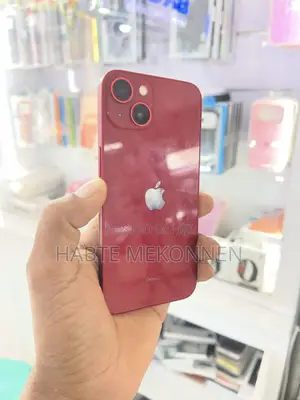 New Apple iPhone 13 128 GB Red