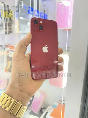 New Apple iPhone 13 128 GB Red