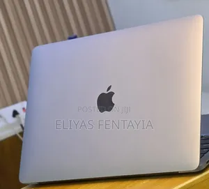 New Laptop Apple MacBook Air 2020 M1 16GB SSD 512GB