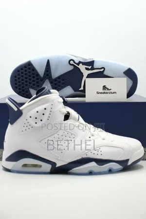 Air Jordan 6 Retro "Midnight Navy"