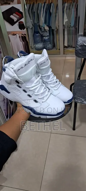 Air Jordan 6 Retro "Midnight Navy"
