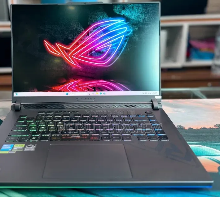 New Laptop Asus ROG Strix G15 16GB Intel Core i9 SSD 1T