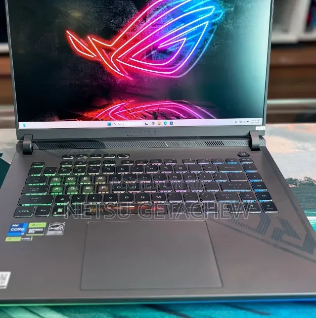 New Laptop Asus ROG Strix G15 16GB Intel Core i9 SSD 1T