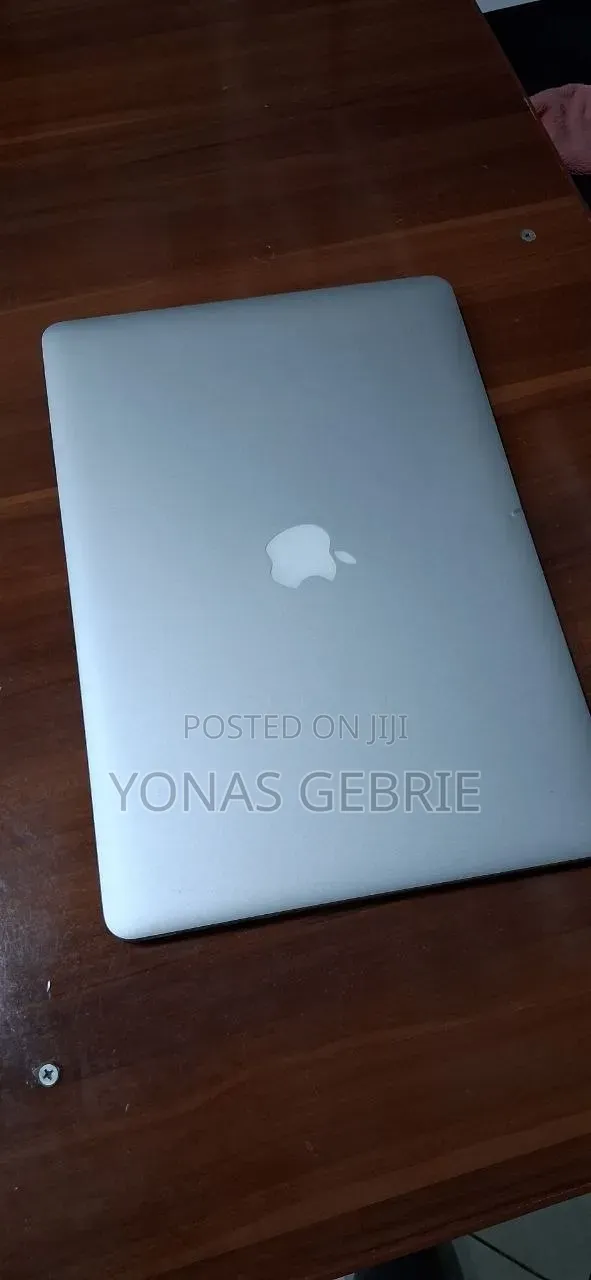 New Laptop Apple MacBook 16GB Intel Core i7 SSD 256GB