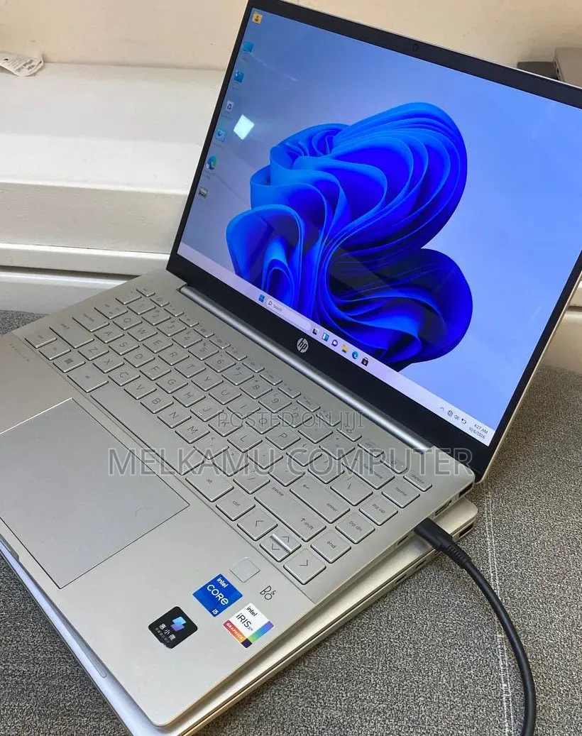 New Laptop HP Pavilion 14 16GB Intel Core i5 SSD 512GB