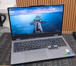 New Laptop Lenovo LOQ 15IRH8 8GB Intel Core i5 SSD 512GB