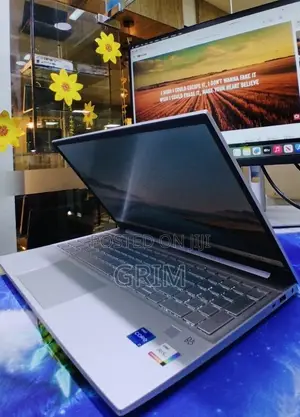 New Laptop HP Pavilion 15 16GB Intel Core i7 SSD 1T