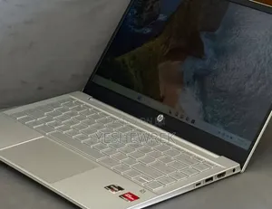 New Laptop HP Pavilion 15 8GB Intel Core i7 SSD 256GB