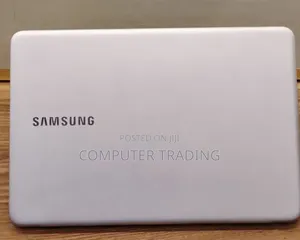 New Laptop Samsung NP-X360 8GB Intel Core i7 SSD 256GB
