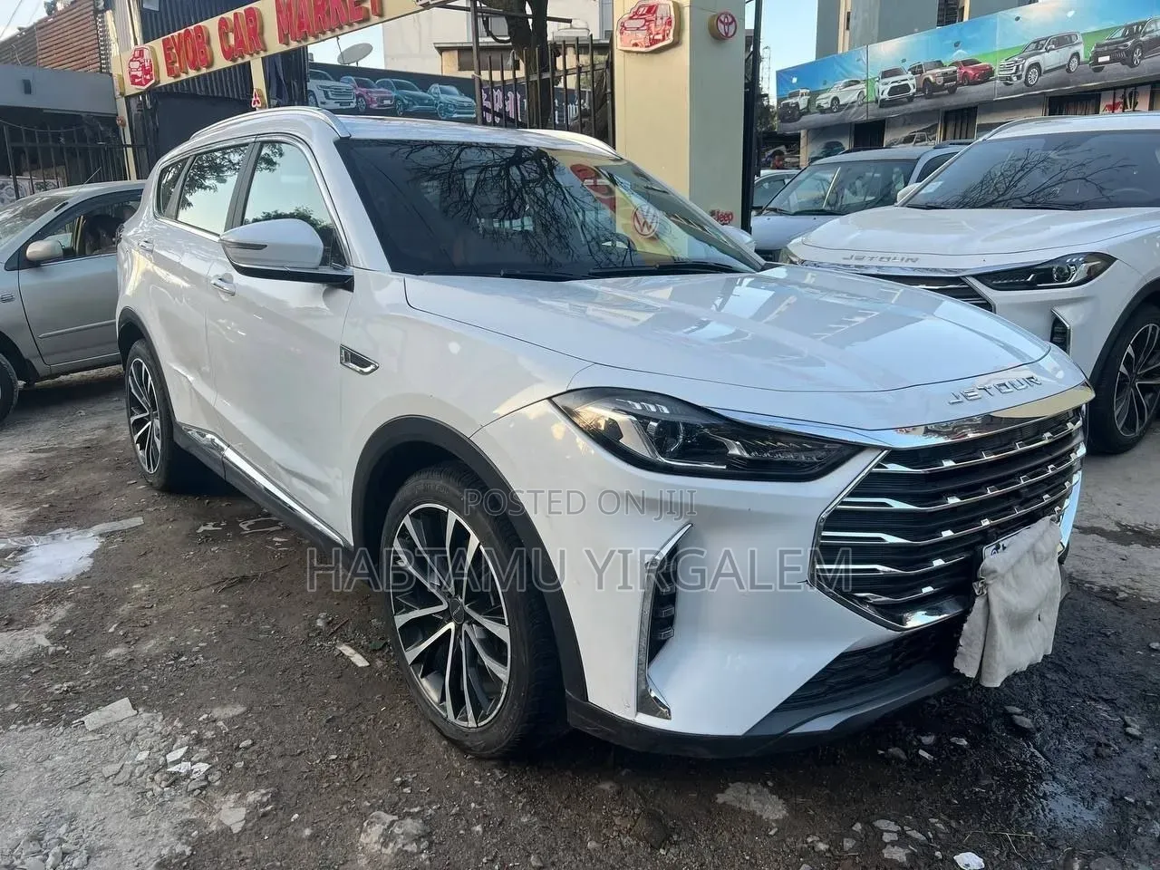 Jetour X70 Plus 2022 White