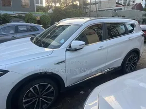 Jetour X70 Plus 2022 White
